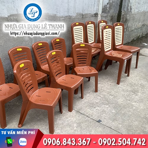 Ghế tựa lưng sọc ngang nhiều kích thước Ghế tựa lưng sọc ngang nhiều kích thước