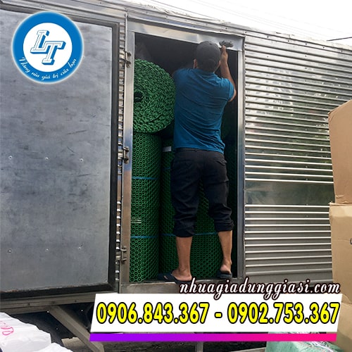 Giao hàng ghế nhựa cao giá tốt