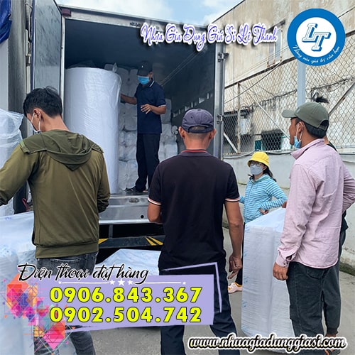 Giao hàng nhanh chóng tận nơi TPHCM Giao hàng nhanh chóng tận nơi TPHCM