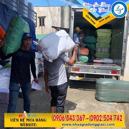 Giao hàng nhanh chóng tốc độ đúng hẹn Giao hàng nhanh chóng tốc độ đúng hẹn