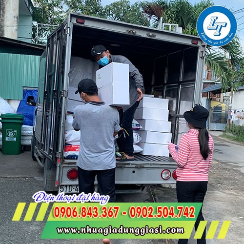 Giao hàng tận nơi đúng hẹn nhanh chóng toàn quốc Giao hàng tận nơi đúng hẹn nhanh chóng toàn quốc