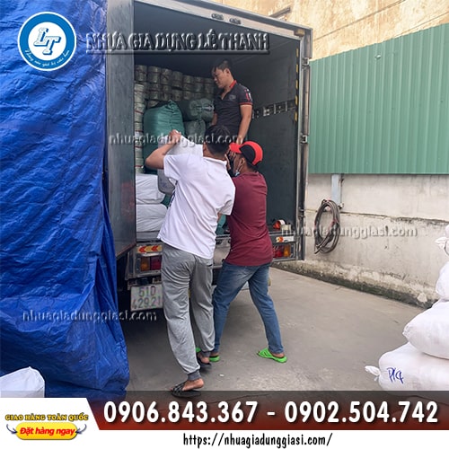 Giao hàng toàn quốc nhanh chóng đúng số lượng Giao hàng toàn quốc nhanh chóng đúng số lượng