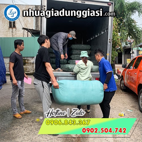 Giao hàng toàn quốc với cước phí ưu đãi Giao hàng toàn quốc với cước phí ưu đãi