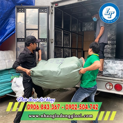 Giao xô nhựa tròn