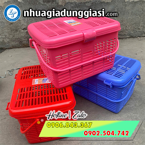 Giỏ nhựa 2 quai nắp khóa Giỏ nhựa 2 quai nắp khóa