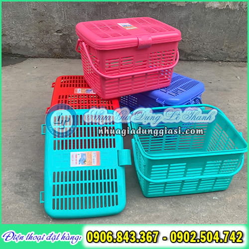 Giỏ nhựa có nắp khóa dễ sử dụng Giỏ nhựa có nắp khóa dễ sử dụng