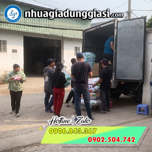 Hỗ trợ vận chuyển hàng ra chành xe tỉnh Hỗ trợ vận chuyển hàng ra chành xe tỉnh