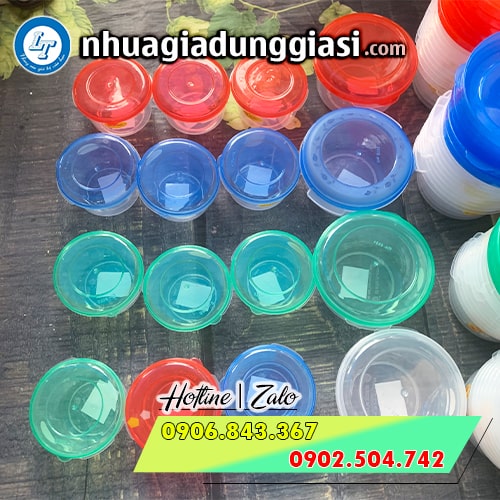 Hộp nhựa tròn có nắp đựng thực phẩm tiện lợi Hộp nhựa tròn có nắp đựng thực phẩm tiện lợi