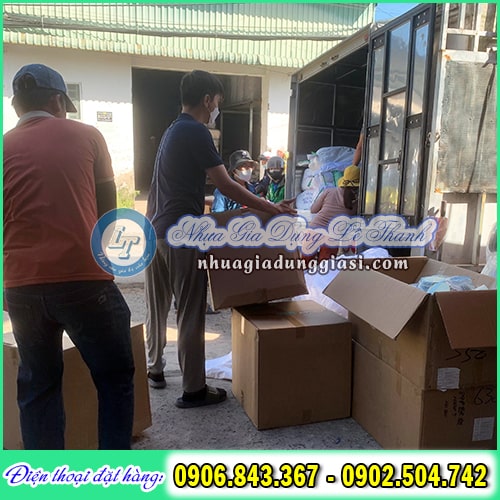 Hũ nhựa tròn nắp trắng giá rẻ giao hàng tận nơi Hũ nhựa tròn nắp trắng giá rẻ giao hàng tận nơi