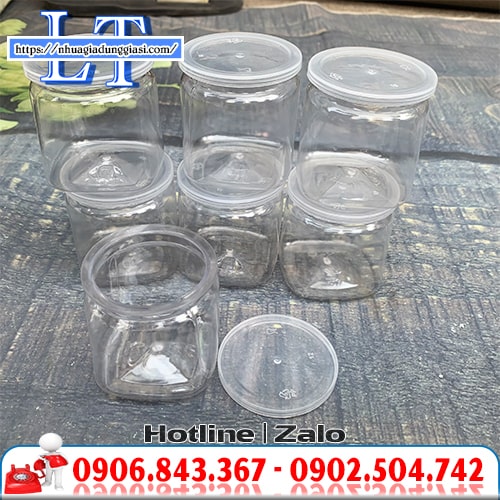 Hũ nhựa trong suốt đựng sữa chua đáy vuông Hũ nhựa trong suốt đựng sữa chua đáy vuông