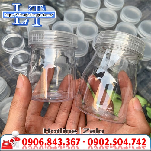 Hũ nhựa trong suốt đựng sữa chua nhỏ gọn Hũ nhựa trong suốt đựng sữa chua nhỏ gọn