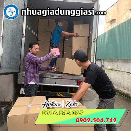 Hũ nhựa vuông giá rẻ giao hàng tận nơi Hũ nhựa vuông giá rẻ giao hàng tận nơi