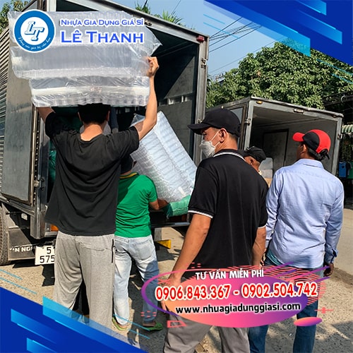 Hũ nhựa vuông giá xưởng giao tận nơi Hũ nhựa vuông giá xưởng giao tận nơi