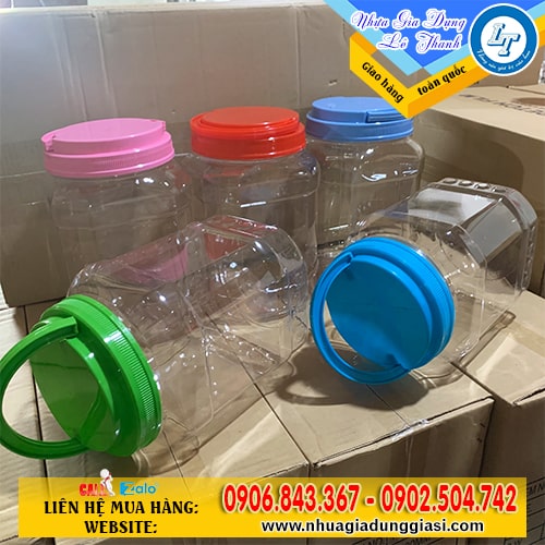 Hũ nhựa vuông nắp quai đủ màu Hũ nhựa vuông nắp quai đủ màu