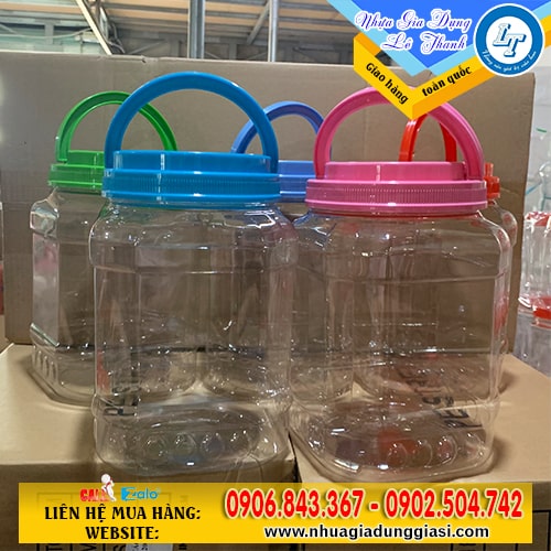 Hũ nhựa vuông nắp quai tiện lợi Hũ nhựa vuông nắp quai tiện lợi
