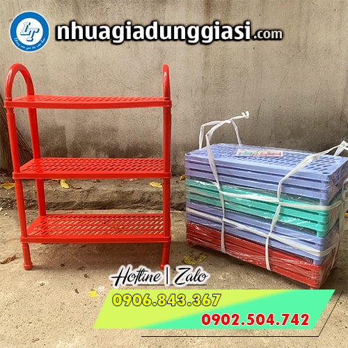 Kệ dép nhựa 3 tầng nhiều màu Kệ dép nhựa 3 tầng nhiều màu