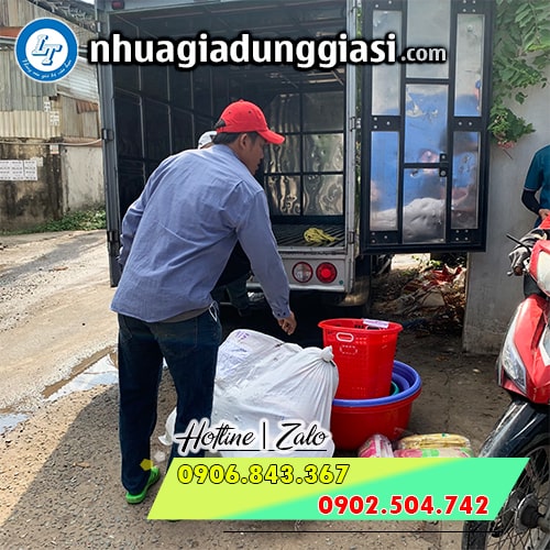 Kệ dép nhựa đổi trả nhanh chóng Kệ dép nhựa đổi trả nhanh chóng