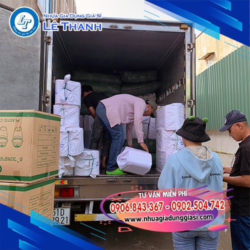 Kẹp phơi quần áo giao hàng tận nơi Kẹp phơi quần áo giao hàng tận nơi