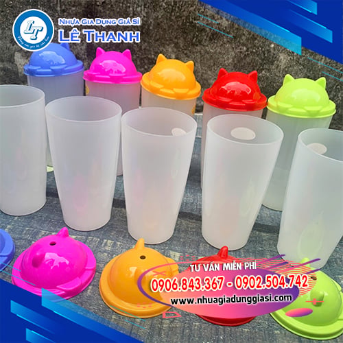 Kho sỉ ly nhựa nắp gấu giá rẻ siêu chất lượng Kho sỉ ly nhựa nắp gấu giá rẻ siêu chất lượng