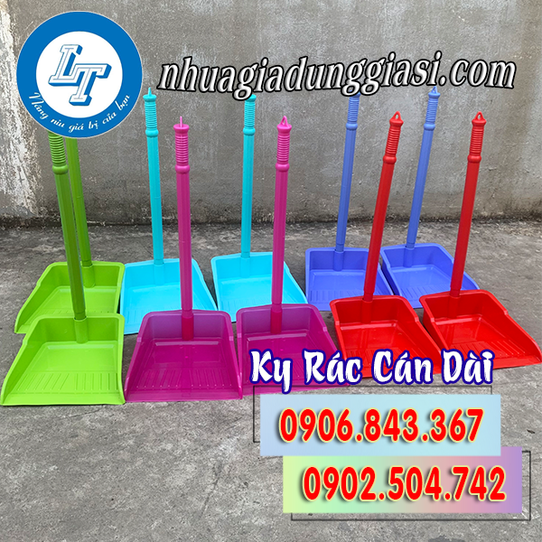 Ky rác cán dài nhiều màu