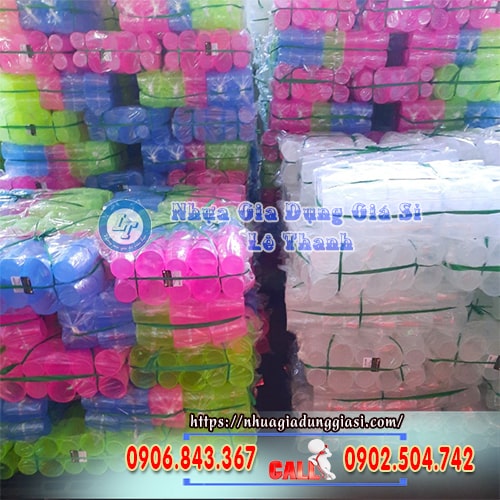 Ly mãng cầu nhựa đủ màu giá rẻ Ly mãng cầu nhựa đủ màu giá rẻ