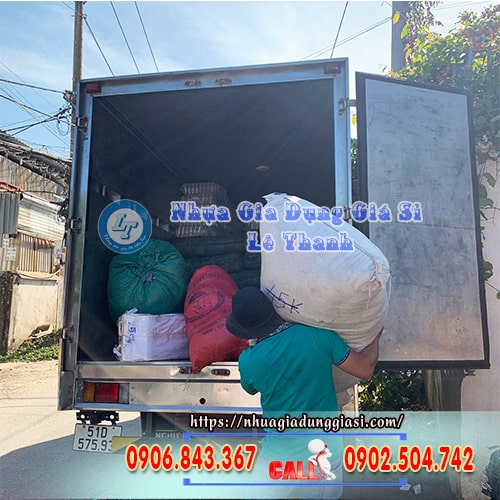 Ly mãng cầu nhựa giao nhanh đúng hẹn