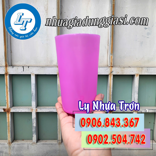 Ly nhựa trơn giá sỉ