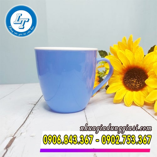 Ly nhựa tròn màu xanh