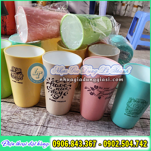 Ly uống nước 2 màu cao Ly uống nước 2 màu cao