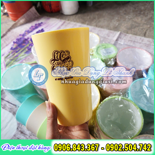 Ly uống nước 2 màu chịu nhiệt tốt Ly uống nước 2 màu chịu nhiệt tốt