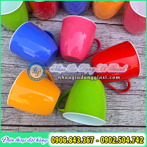 Ly uống nước 2 màu có quai Ly uống nước 2 màu có quai