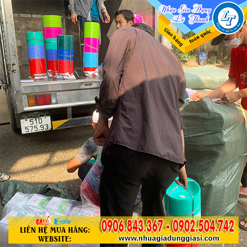 Mâm nhựa giao hàng tận nơi Mâm nhựa giao hàng tận nơi