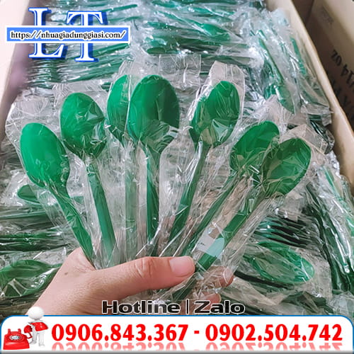 Muỗng nhựa bọc màng tiện lợi Muỗng nhựa bọc màng tiện lợi