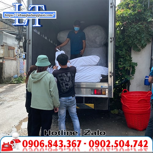 Muỗng nhựa nhỏ giao hàng tận nơi Muỗng nhựa nhỏ giao hàng tận nơi