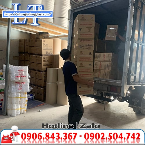 Muỗng nhựa trà sữa giao hàng tận nơi Muỗng nhựa trà sữa giao hàng tận nơi