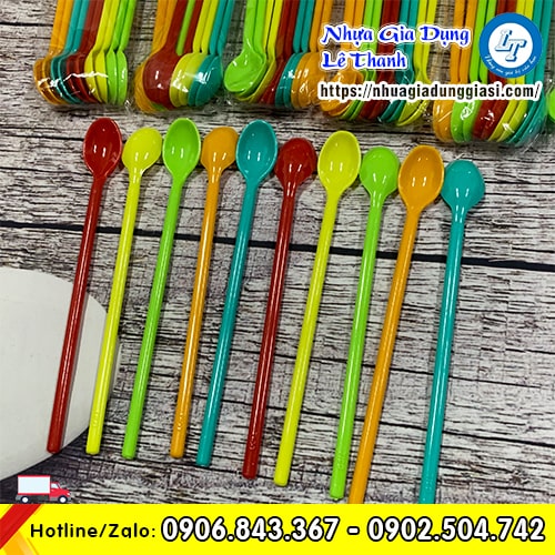 Muỗng uống cà phê sinh tố Muỗng uống cà phê sinh tố