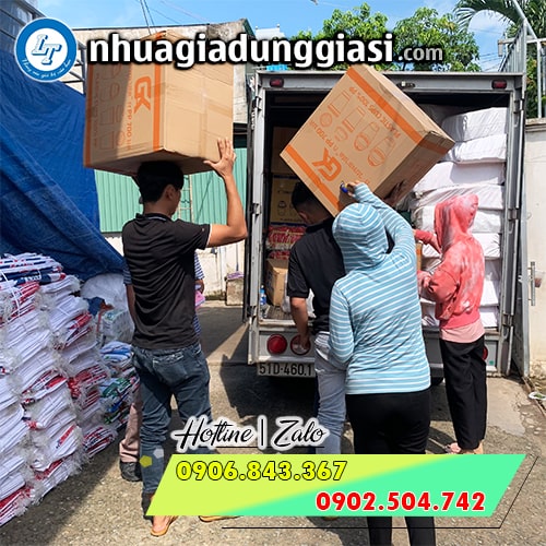 Nhận giao hàng tận nơi đúng yêu cầu Nhận giao hàng tận nơi đúng yêu cầu