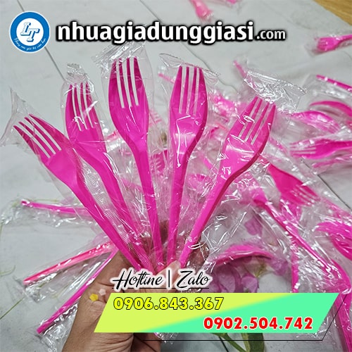 Nĩa nhựa Nĩa nhựa