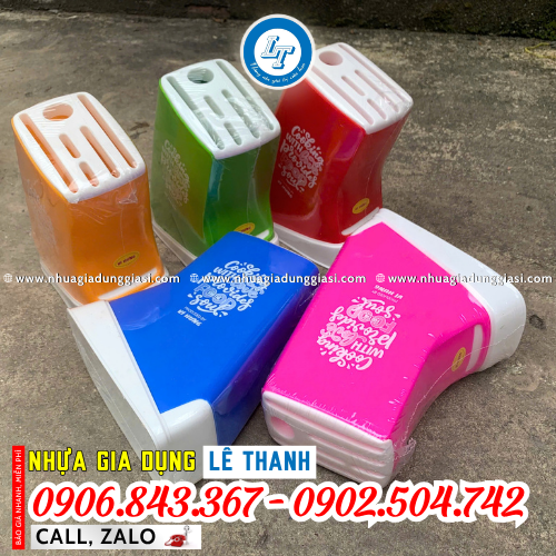 Ống dao nhựa nhiều ngăn tiện lợi Ống dao nhựa nhiều ngăn tiện lợi