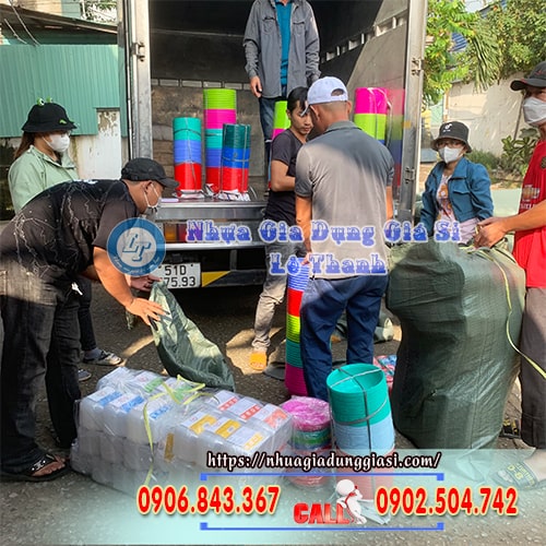 Ống đựng dao kéo giao hàng tận nơi Ống đựng dao kéo giao hàng tận nơi