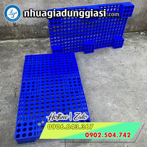 Pallet nhựa kê hàng chân cốc Pallet nhựa kê hàng chân cốc