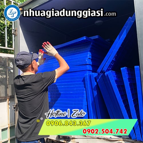 Pallet nhựa kê hàng giao nhanh tận nơi Pallet nhựa kê hàng giao nhanh tận nơi