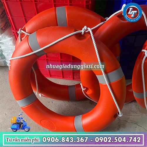 Phao nhựa cứu hộ có phản quang Phao nhựa cứu hộ có phản quang