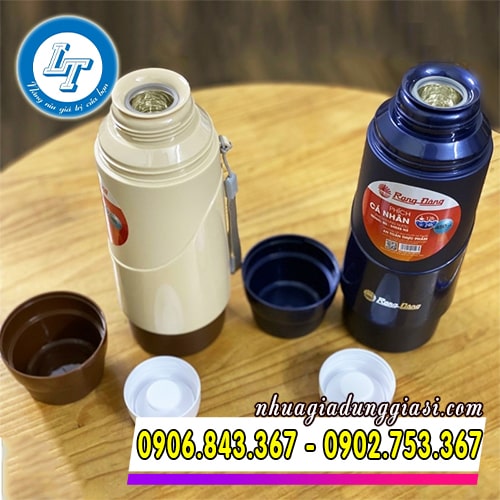 Phích nhựa đa dạng màu sắc kiểu dáng Phích nhựa đa dạng màu sắc kiểu dáng