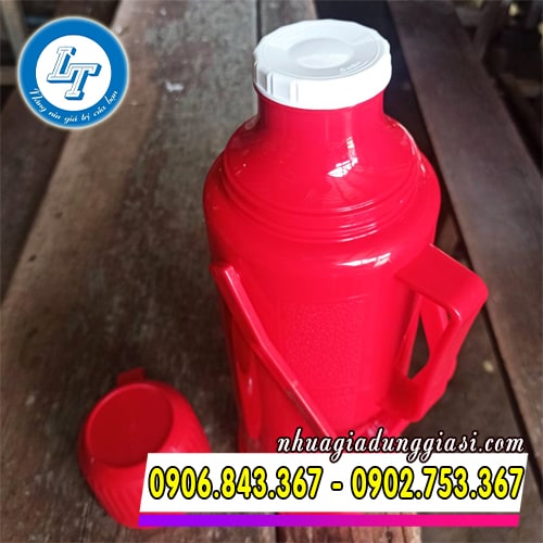 Phích nhựa giữ nhiệt nắp vặn kín chắc