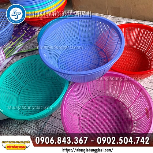 Rổ nhựa có chân độ bền cao Rổ nhựa có chân độ bền cao