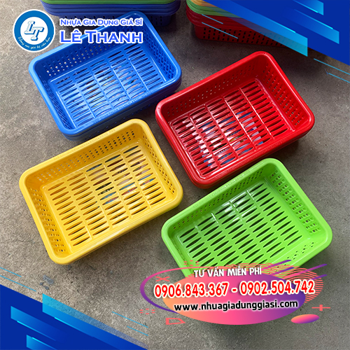 Rổ nhựa vuông màu sắc nổi bật Rổ nhựa vuông màu sắc nổi bật