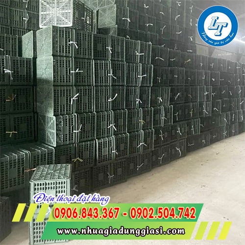 Sọt nhựa đen đựng trái cây giá sỉ nguồn hàng sẵn kho Sọt nhựa đen đựng trái cây giá sỉ nguồn hàng sẵn kho