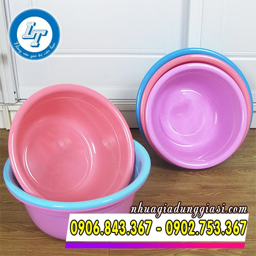 Thau nhựa dày dặn màu sắc bóng đẹp