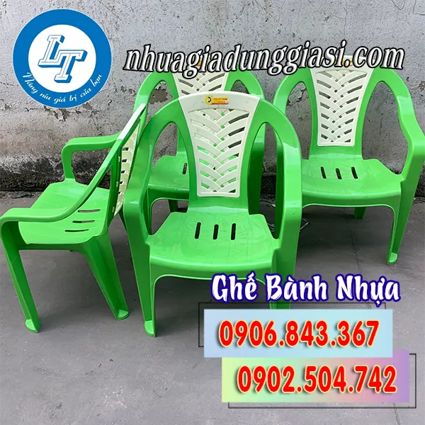 GHẾ BÀNH NHỰA